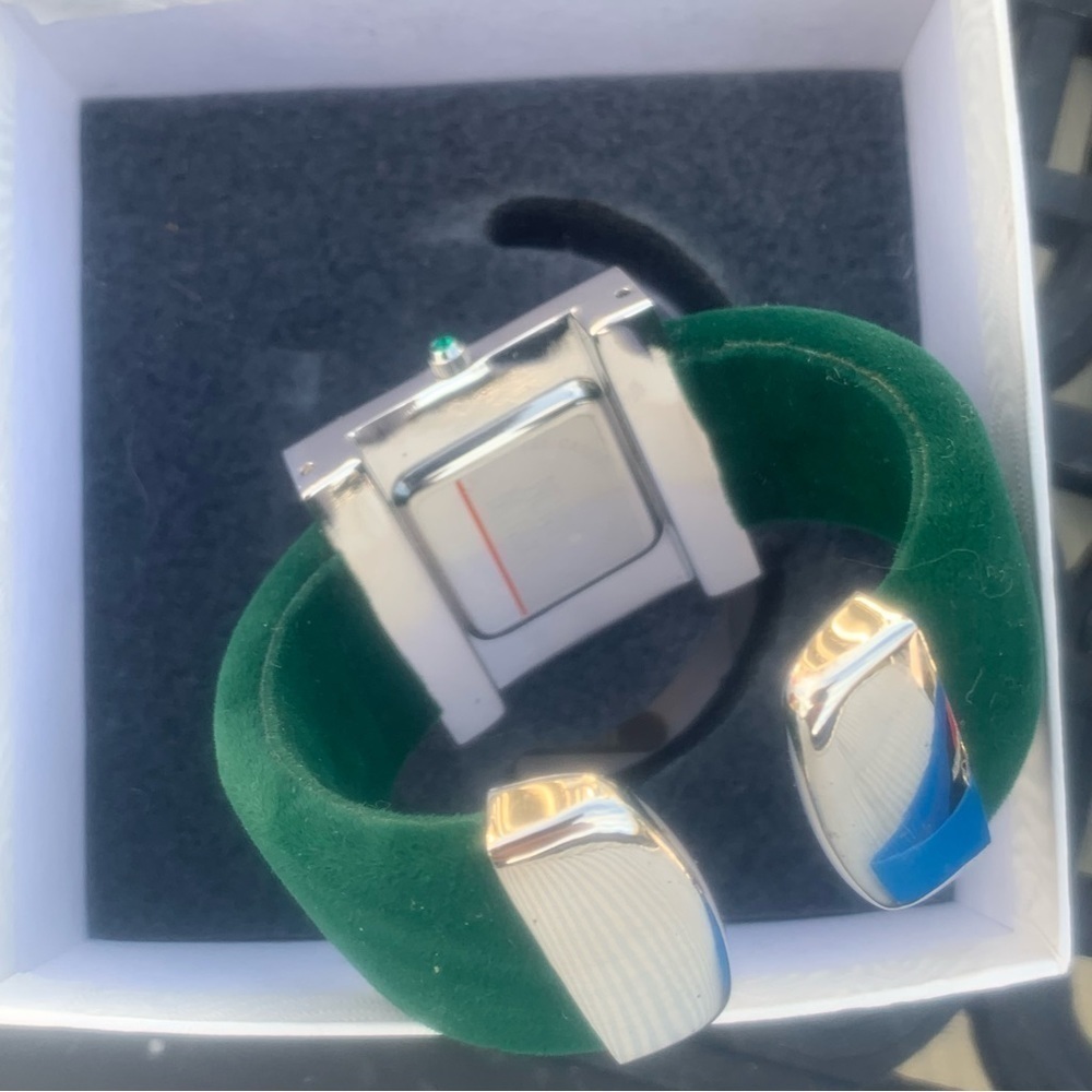 🆕 Nolan Miller Glamour Collection Cuff Watch Green Velour Crystals - Picture 3 of 6